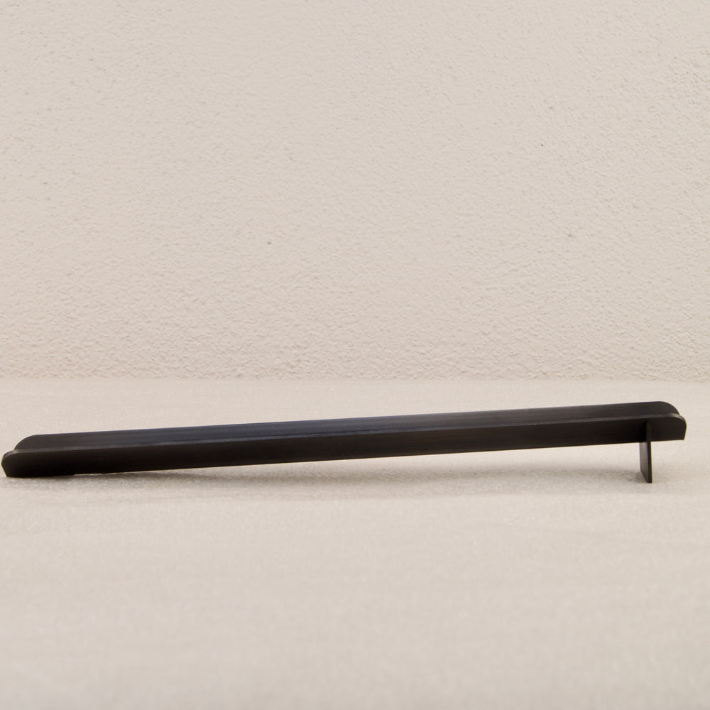 Porte-encens CORZ en métal brossé – Design minimaliste pour bâton d’encens