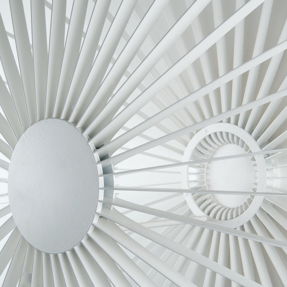 
                  
                    Applique murale architecturale, au design contemporain, idéal pour décorer et éclairer vos murs. Existe en petite et grande dimensions et de différentes couleurs. Eclairage LED. 
                  
                