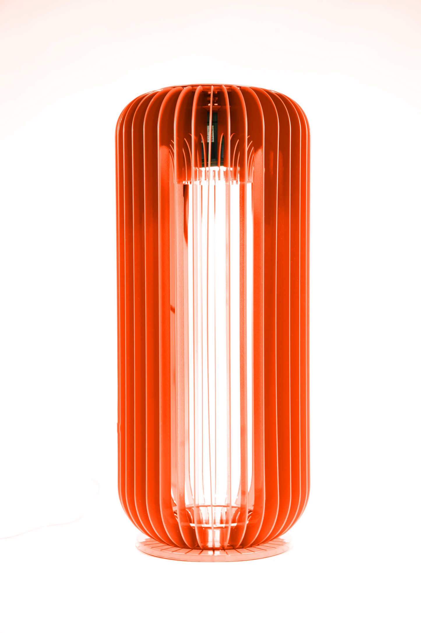 
                  
                    Luminaire extérieur, véritable totem architectural, ce luminaire en aluminium existe dans différentes tailles et couleurs. Eclairage Led IP 65. En bord de terrasse, de piscine ou dans un coin de verdure votre jardin, ces luminaires signeront la décoration de votre extérieur. 
                  
                