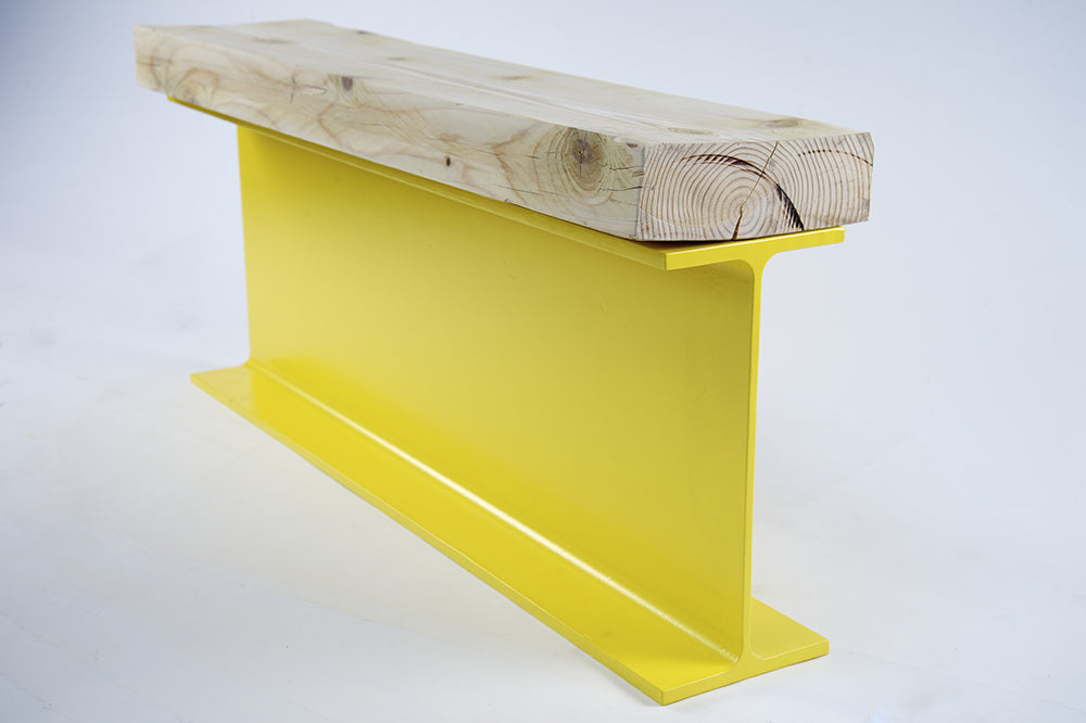 
                  
                    Assise en sapin massif huilé – Banc artisanal au design brut et authentique
                  
                